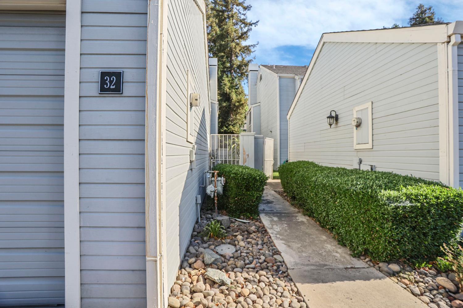 2930 Driftwood Place 32