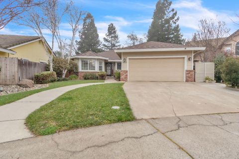 8833 Aquarius Avenue Elk Grove CA 95624