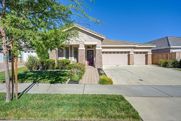 1593 LA GUARDIA CIR, LINCOLN, CA 95648 - Image 0bc3eecb6e8ed582f5bd2f03696831c8/1732401595