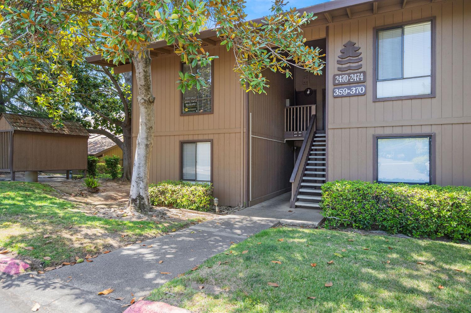 2474 Larkspur Lane 370