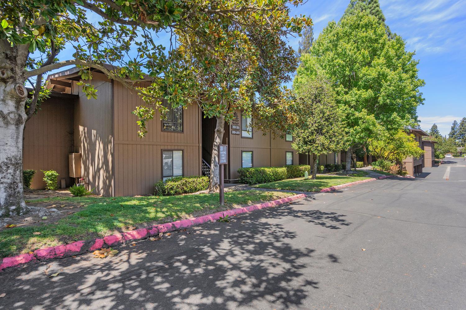 2474 Larkspur Lane 370