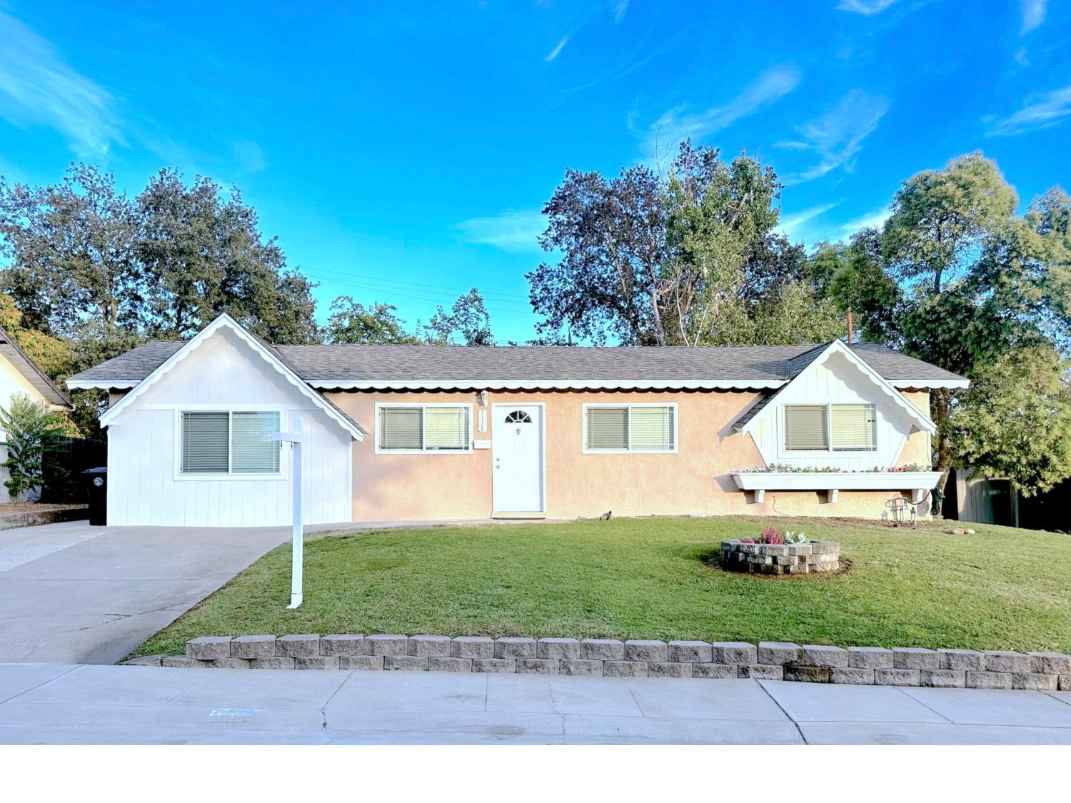 7128 Parish Way