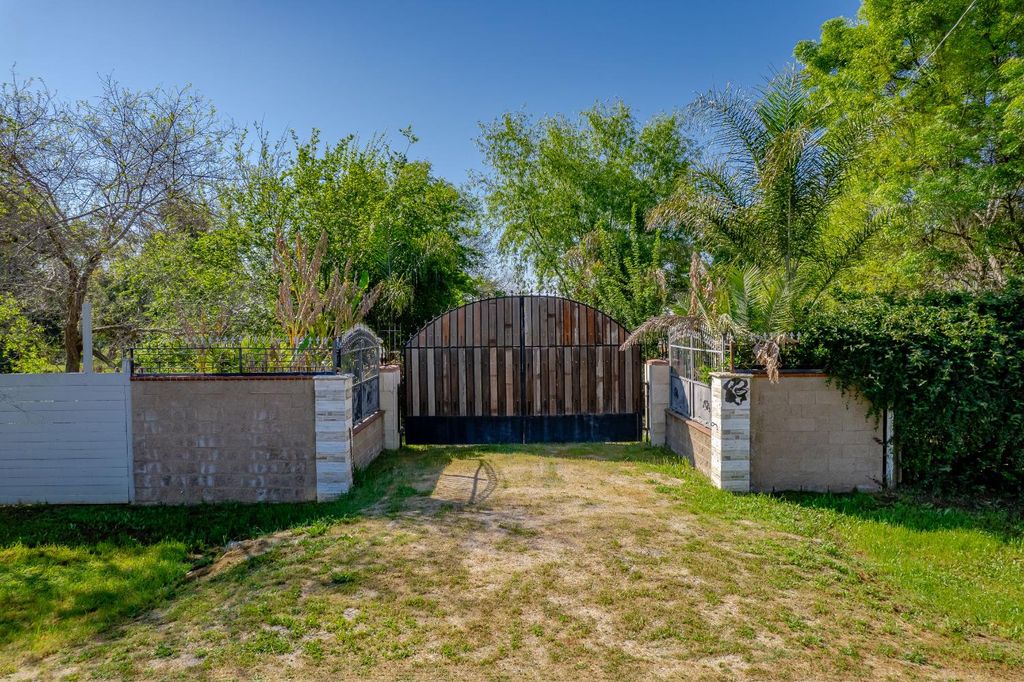 Photo of 11786 Walmort Road, Wilton, CA 95693 (MLS # 226033257)