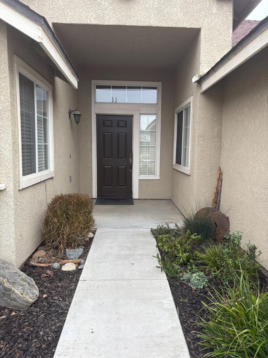 Photo of 734 Cabernet Street, Los Banos, CA 93635 (MLS # 226007195)