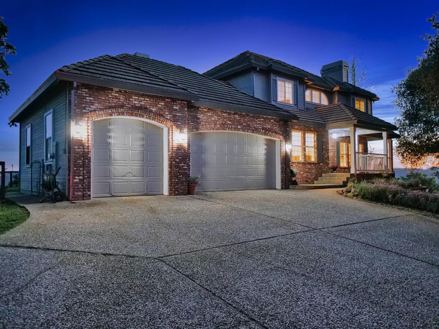 2405 Greensboro Road