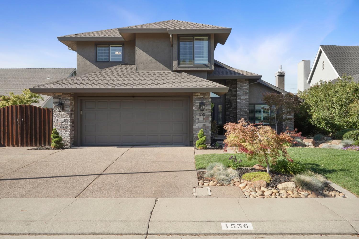 1536 Timberlake Circle