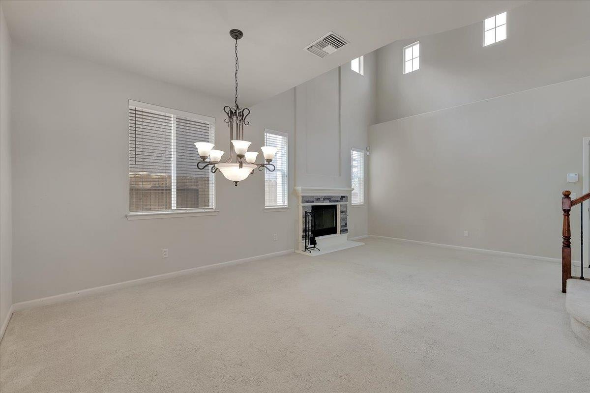 Plumas Lake, California 95961, United States, 4 Bedrooms Bedrooms, ,3 BathroomsBathrooms,Residential,Active,218502