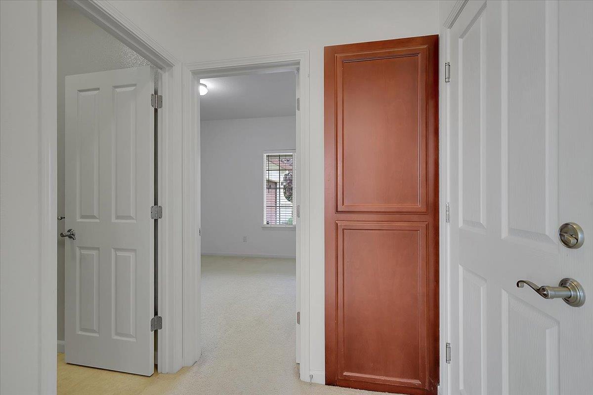 Plumas Lake, California 95961, United States, 4 Bedrooms Bedrooms, ,3 BathroomsBathrooms,Residential,Active,218502