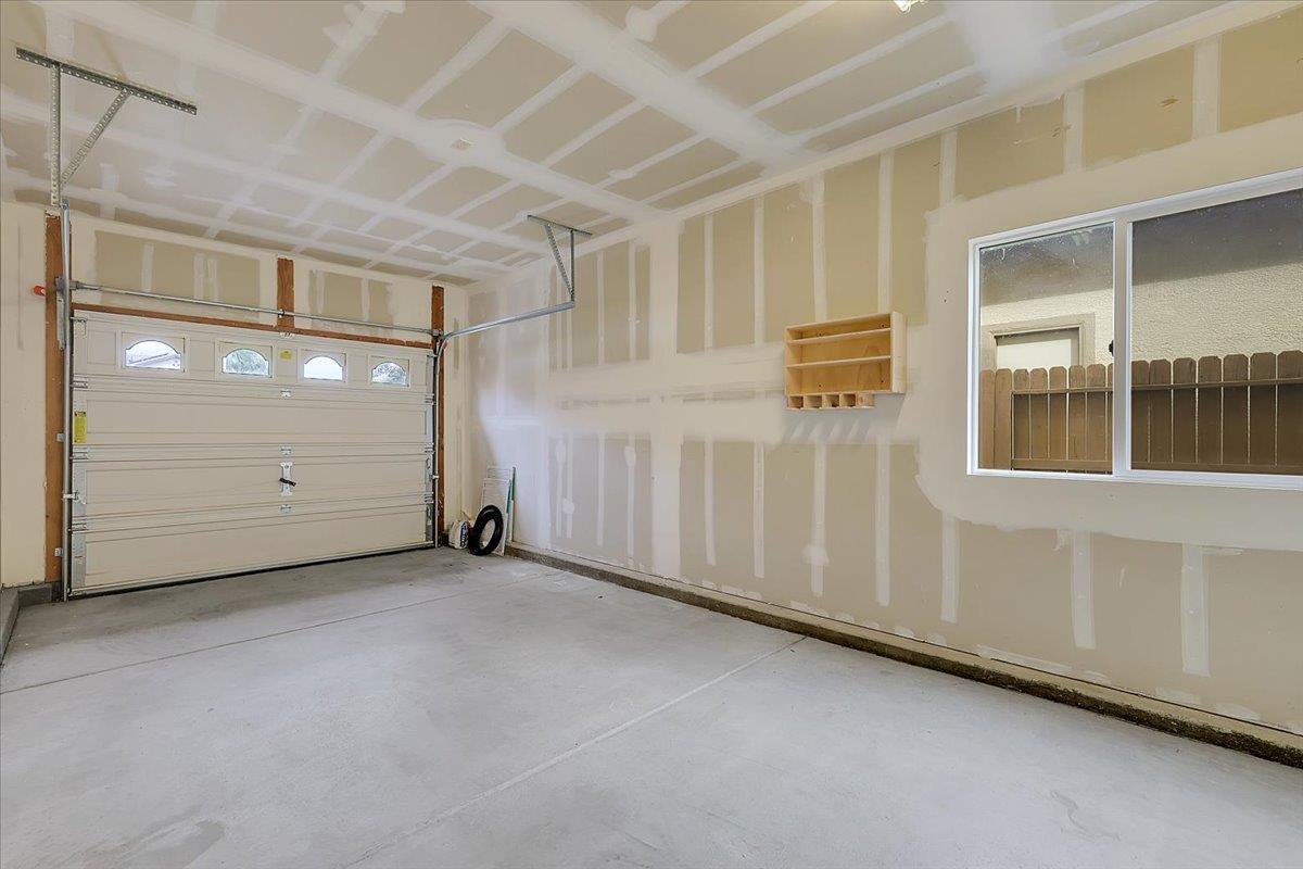 Plumas Lake, California 95961, United States, 4 Bedrooms Bedrooms, ,3 BathroomsBathrooms,Residential,Active,218502