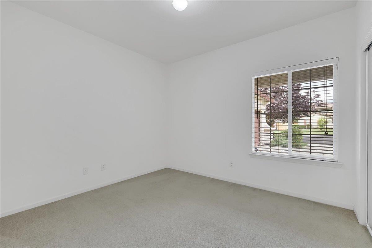 Plumas Lake, California 95961, United States, 4 Bedrooms Bedrooms, ,3 BathroomsBathrooms,Residential,Active,218502