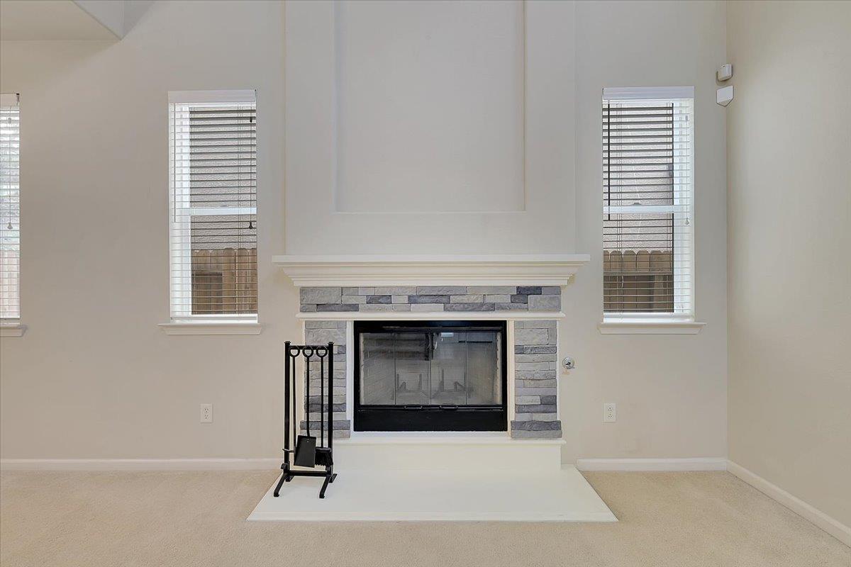 Plumas Lake, California 95961, United States, 4 Bedrooms Bedrooms, ,3 BathroomsBathrooms,Residential,Active,218502