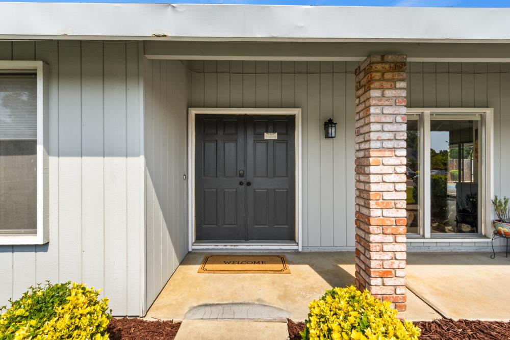 6996 Lincoln Creek Circle