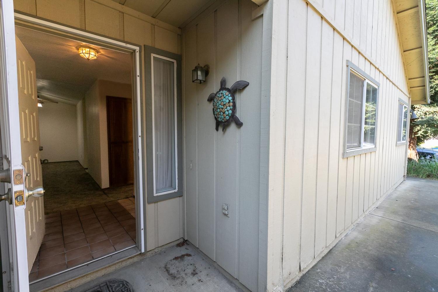 1328 Eastwind