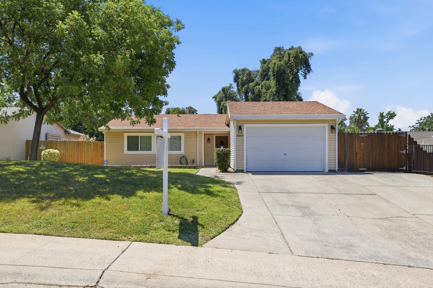 5504 Eagle View Way