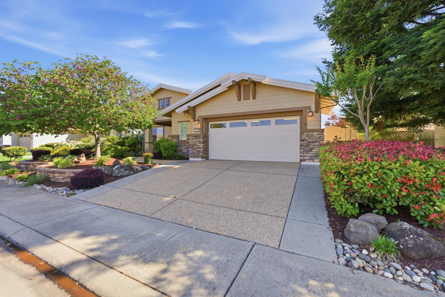 1281 Longhorn Ln