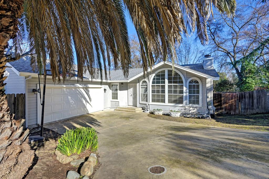 7423 Kalamazoo Drive