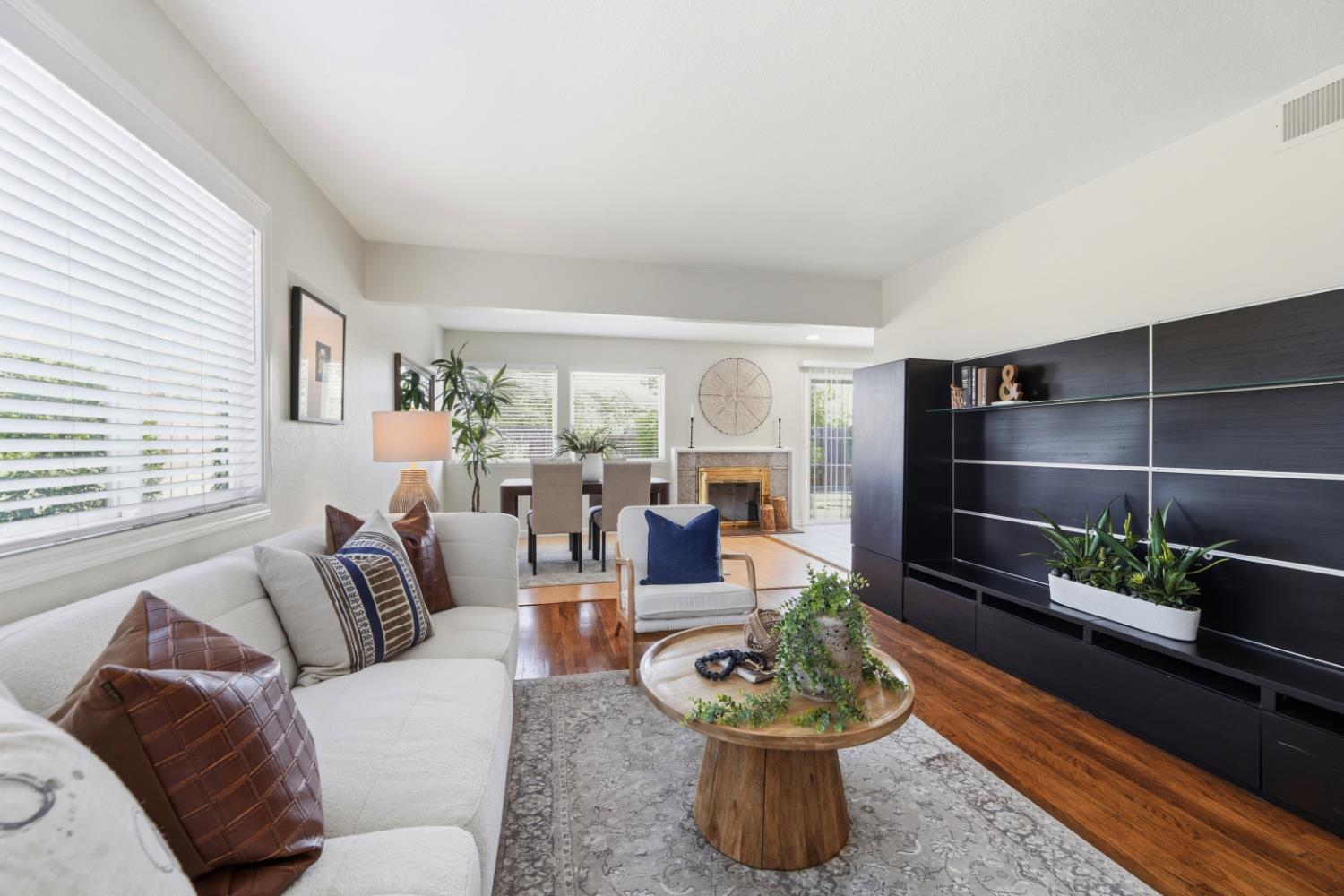 3214 Trentwood Way