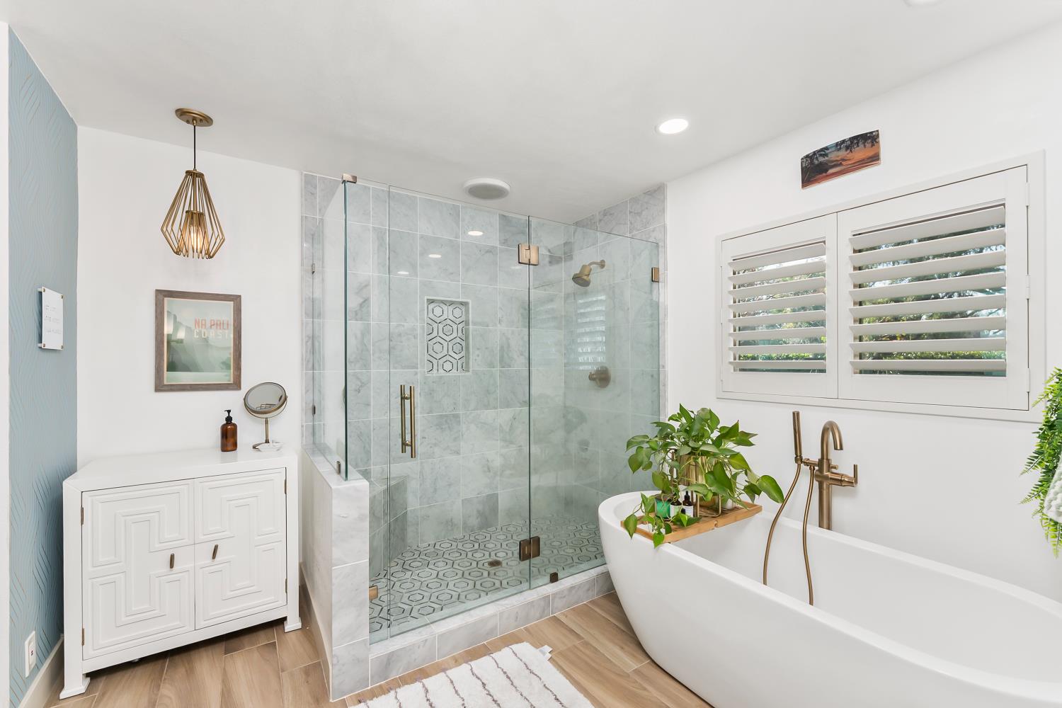 2890 Northrop Avenue