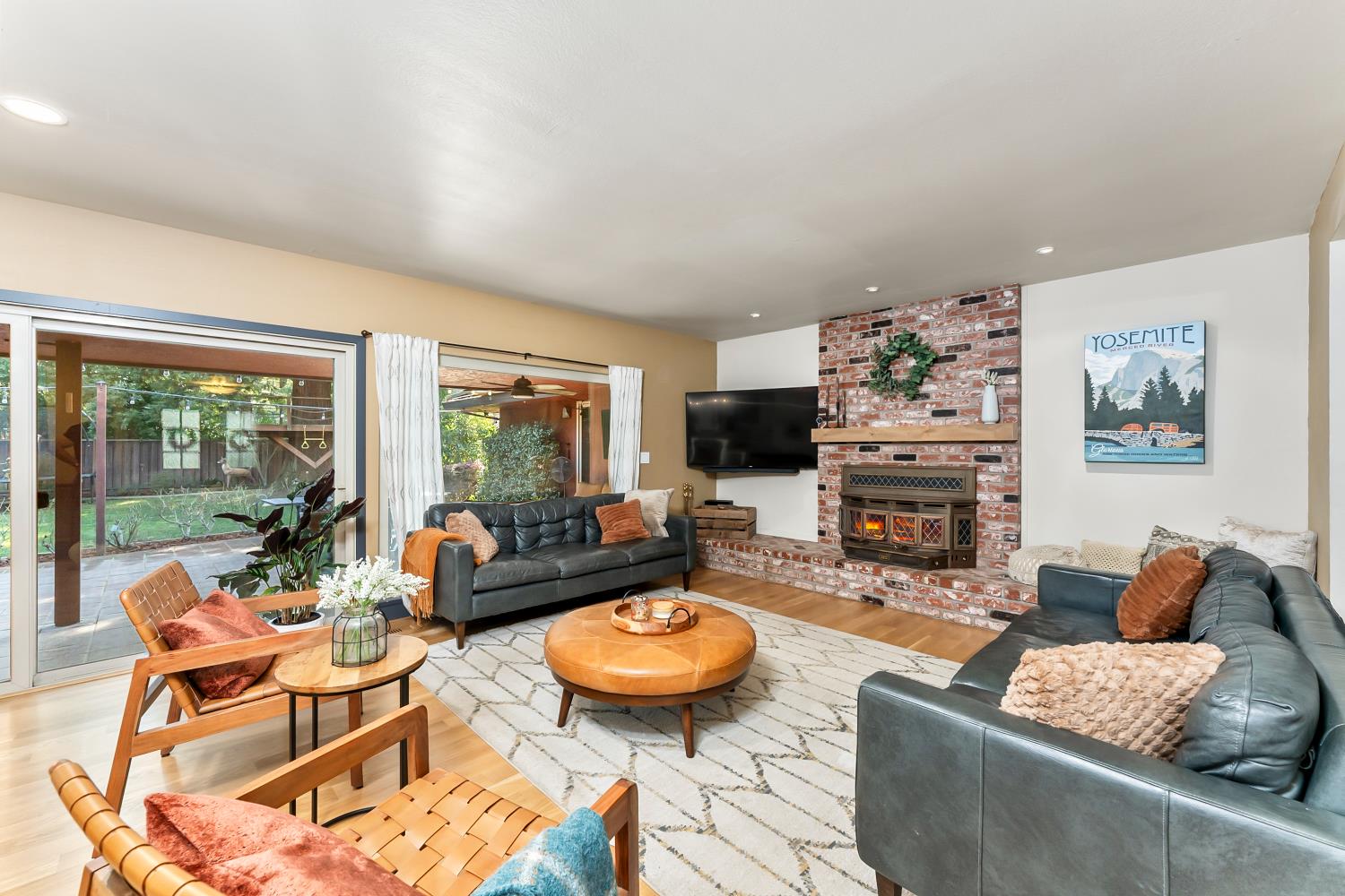 2890 Northrop Avenue