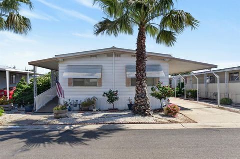 71 Calle Margarita Elk Grove CA 95624