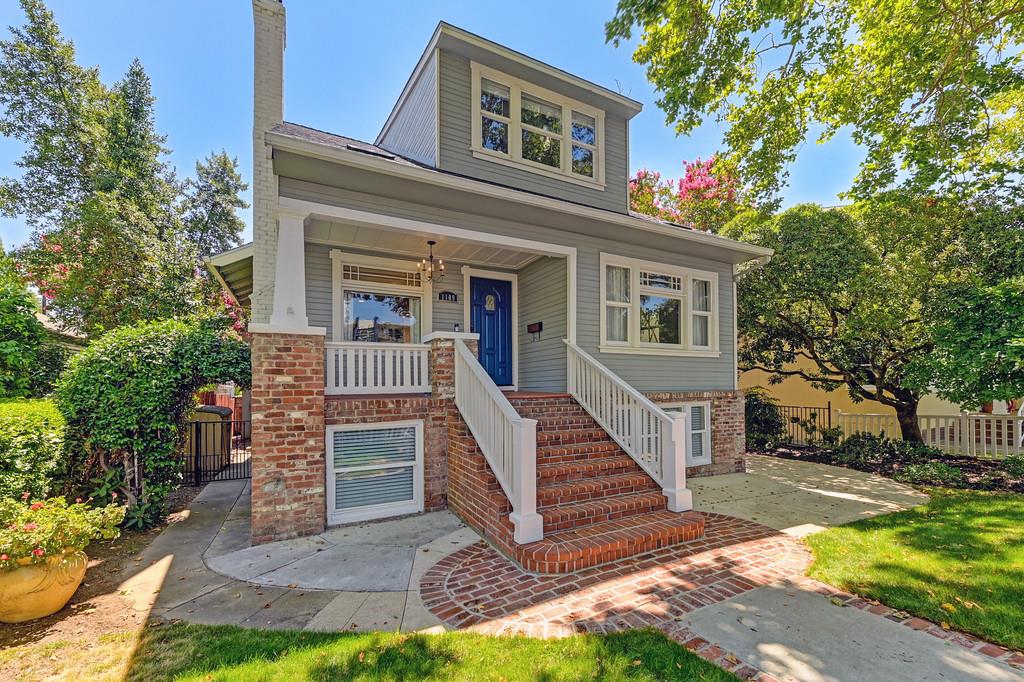 1109 39th Street B
