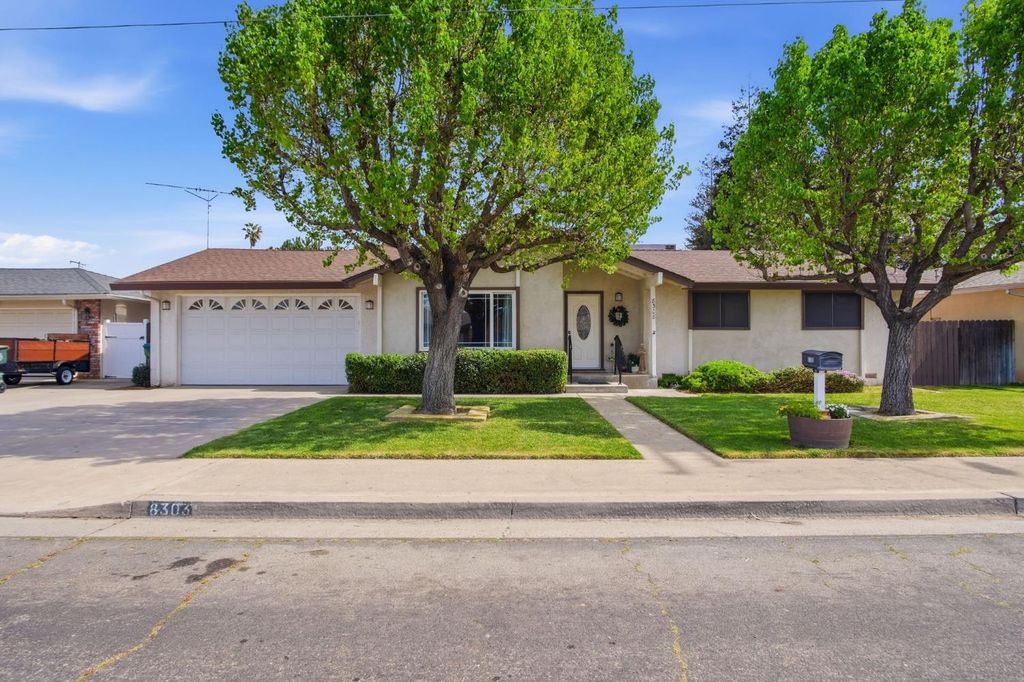 Photo of 8308 Rexford Drive, Hilmar, CA 95324 (MLS # 226030520)