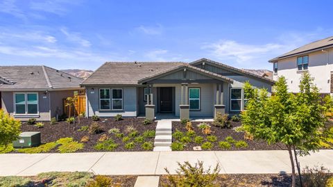 758 W Main Street Winters CA 95694