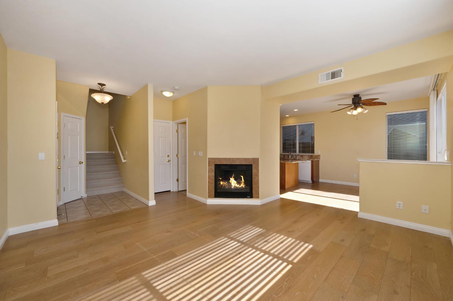 2537 Chesapeake Bay Circle