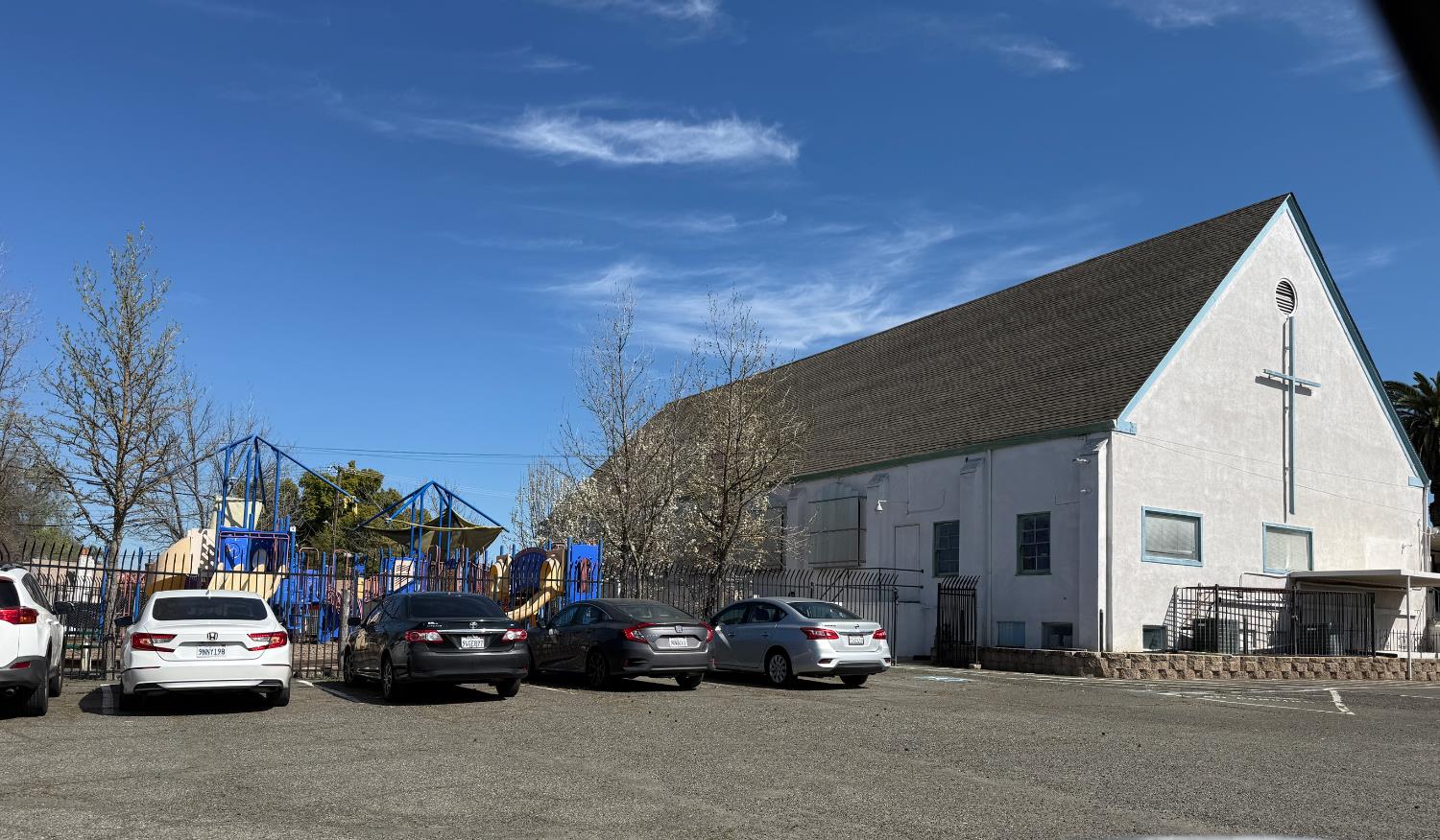 1100 Las Palmas Avenue