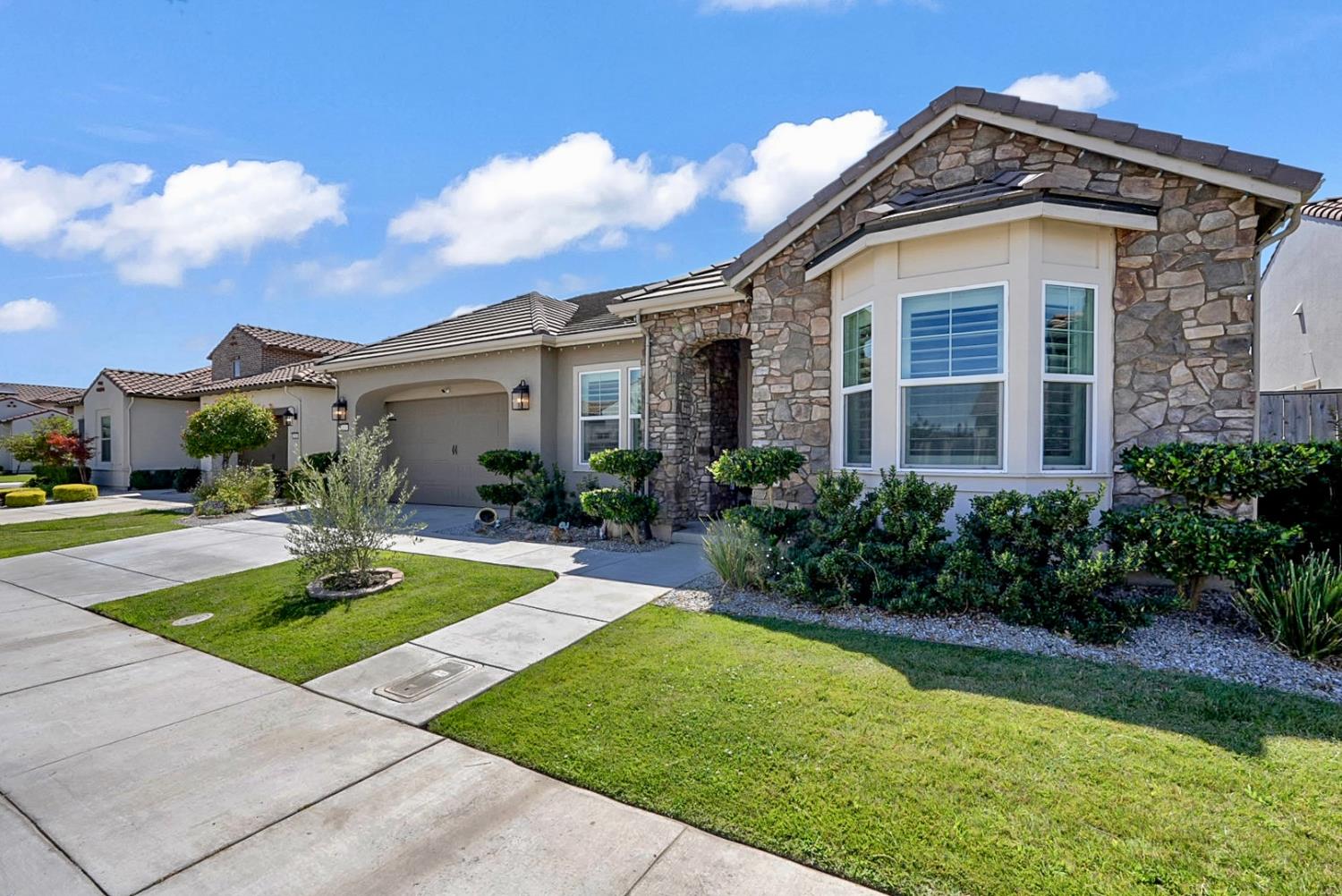2820 Cameo Street - Photo 3
