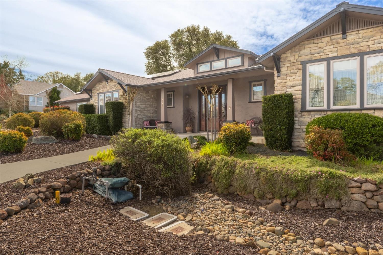 576 Chimney Hill Court