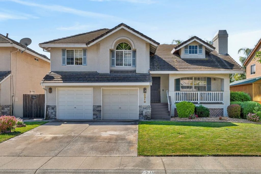 Photo of 6510 Kenbridge Street, Elk Grove, CA 95758 (MLS # 226044191)