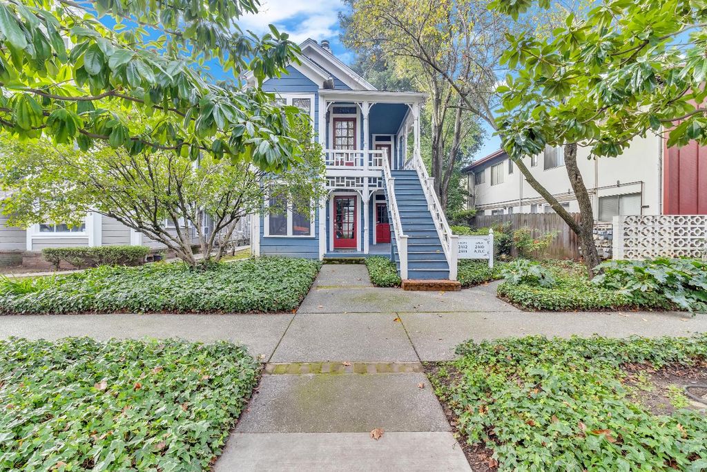 Photo of 2410 G Street #C, Sacramento, CA 95816 (MLS # 226003962)