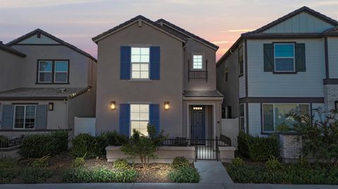 3213 Longspur Lane West Sacramento CA 95691