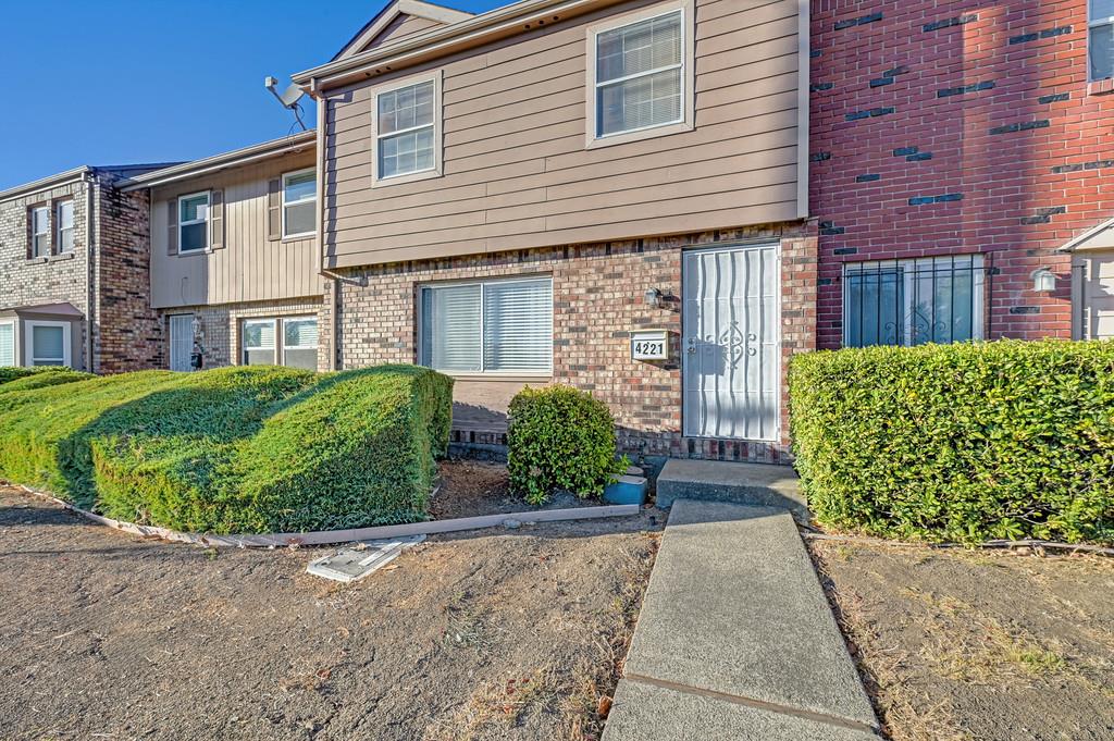 4221 Brookfield Drive