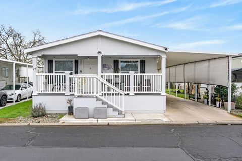 77 Village Green Dr Sacramento CA 95838