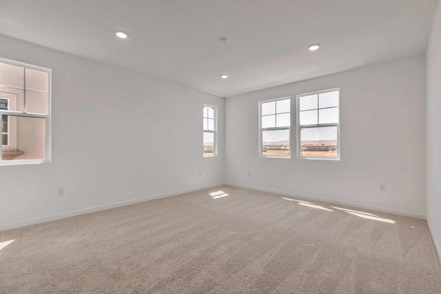 1530 N Central Parkway