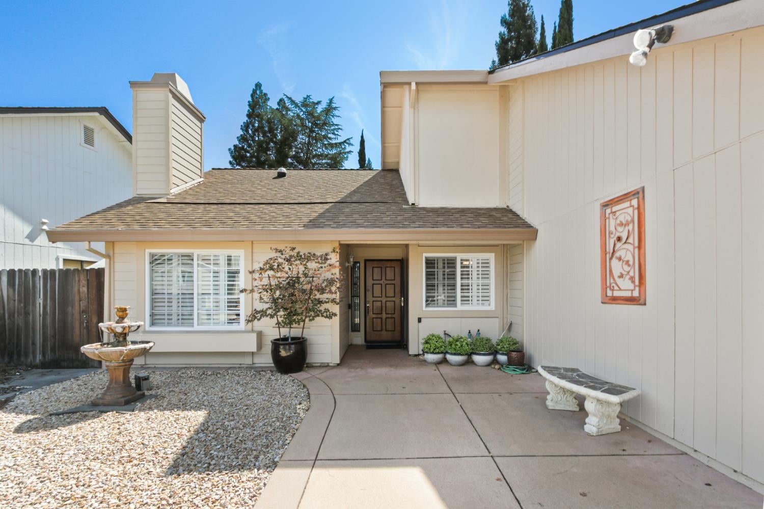 6568 Skyview Drive