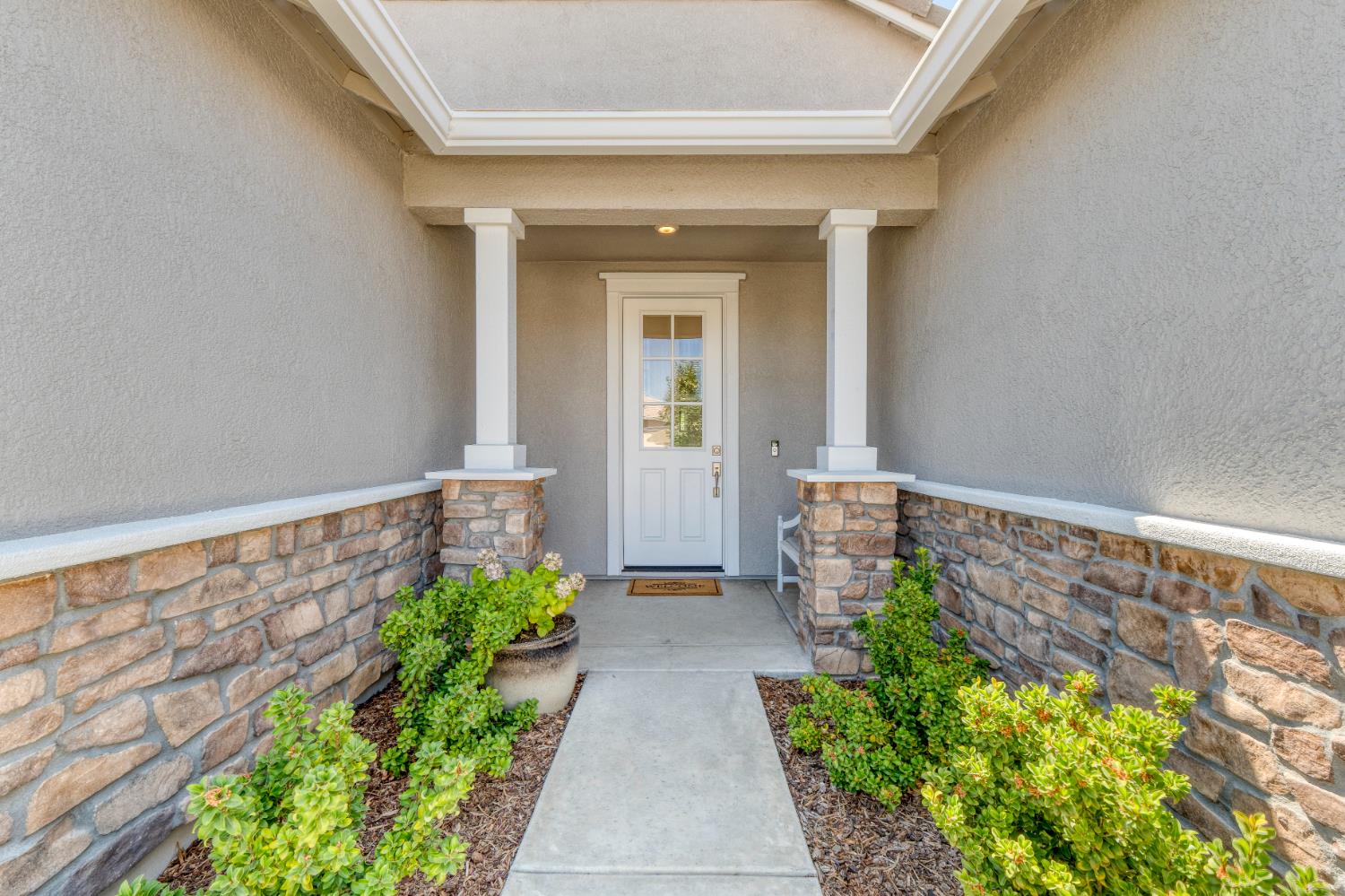 1112 Trout Creek Lane