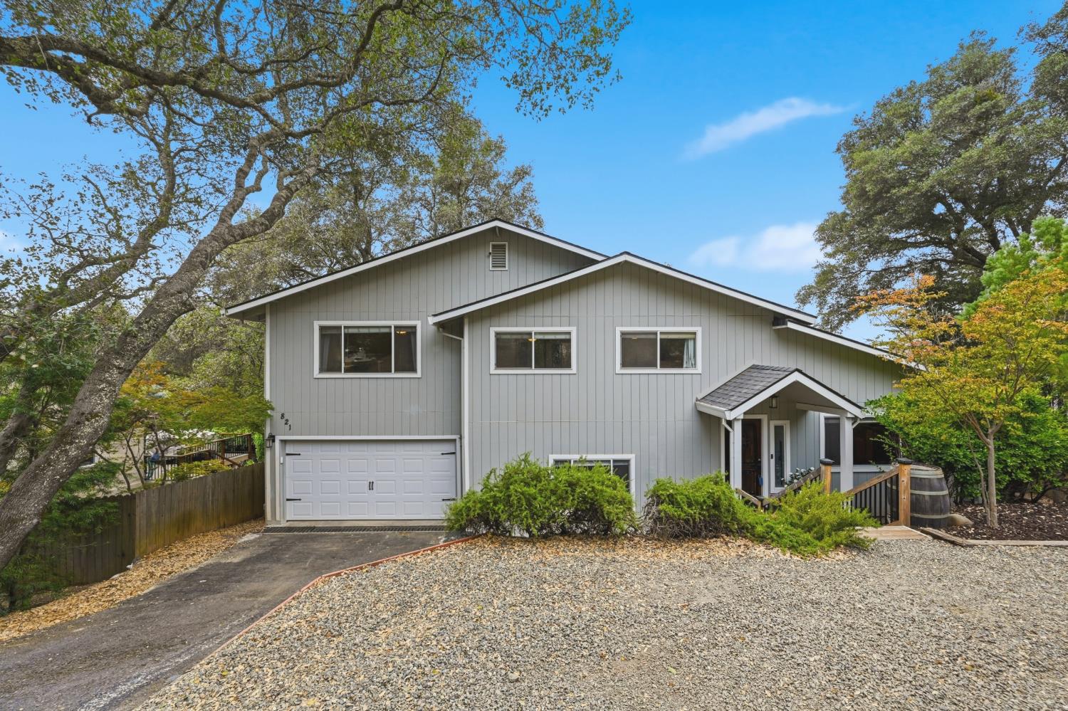 821 Bonita Drive