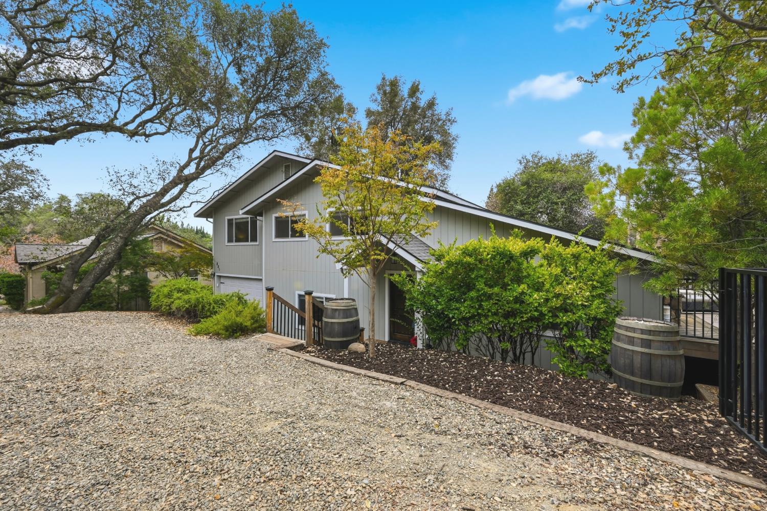 821 Bonita Drive