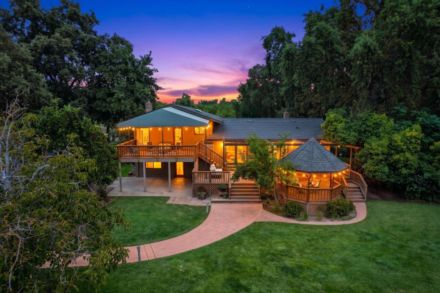 1112 Marcum Road