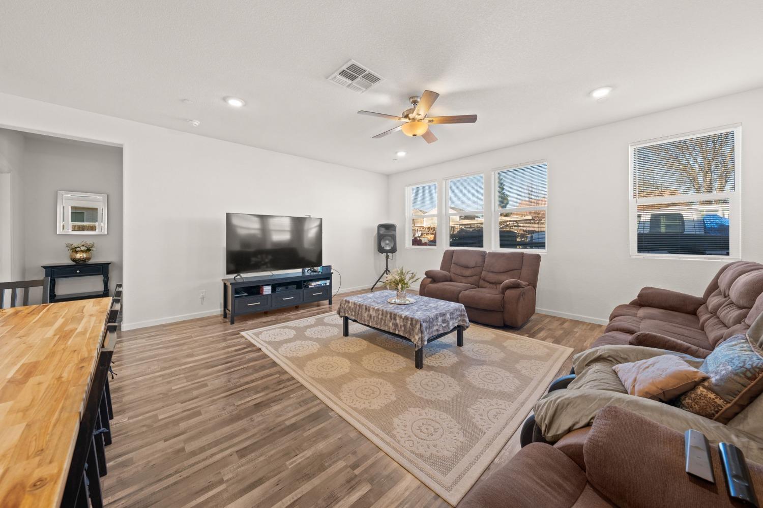 1149 Oxbow Court