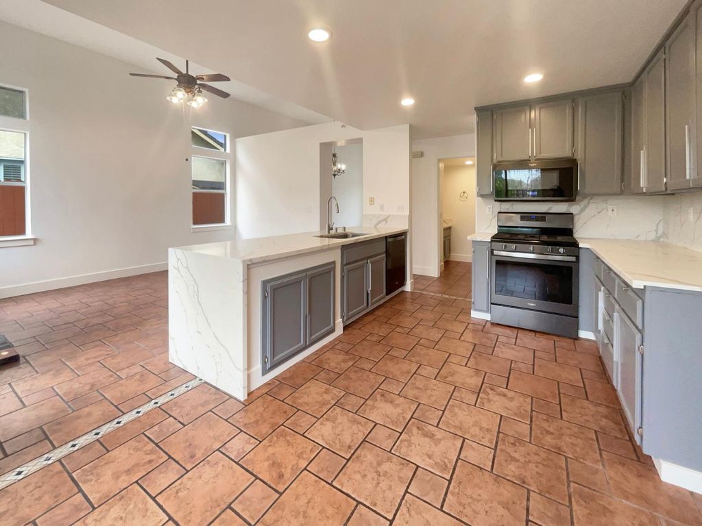 Photo of 8272 Timber Cove Way, Sacramento, CA 95828 (MLS # 226007128)