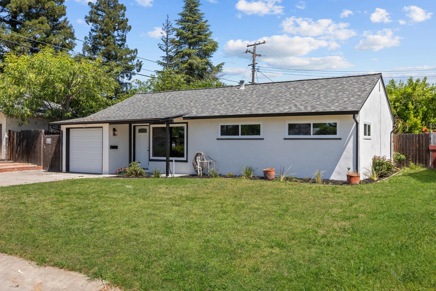 2136 Ethan Way