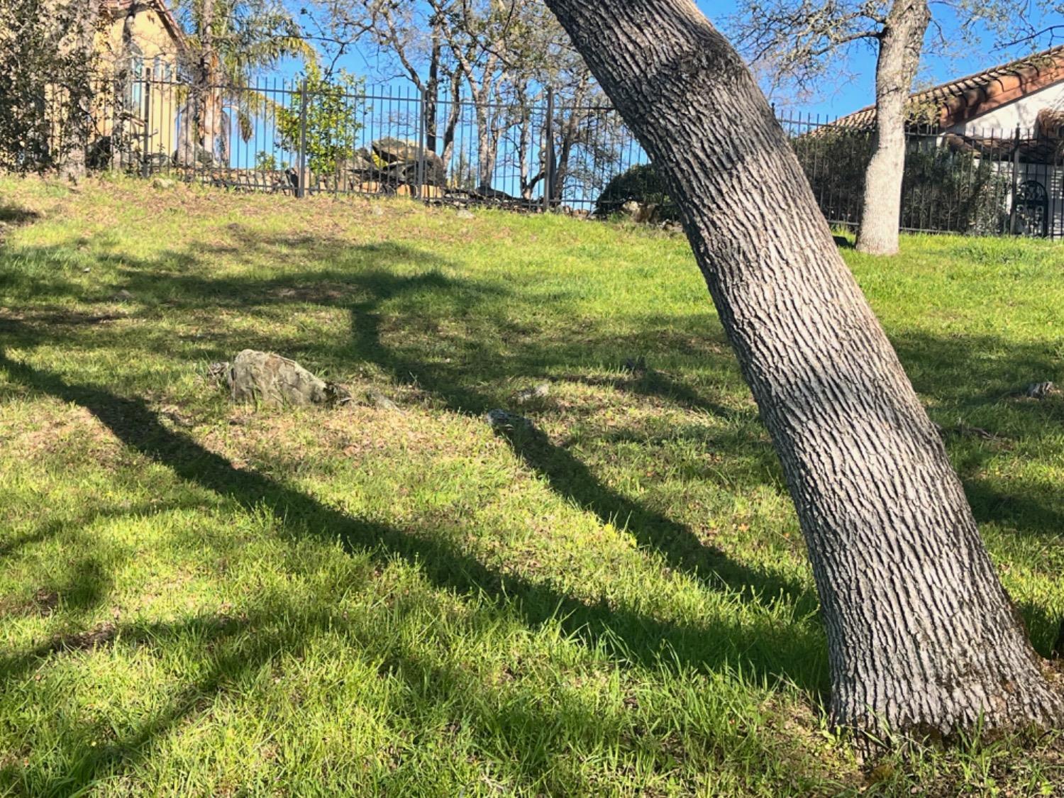 2094 Huntington Circle