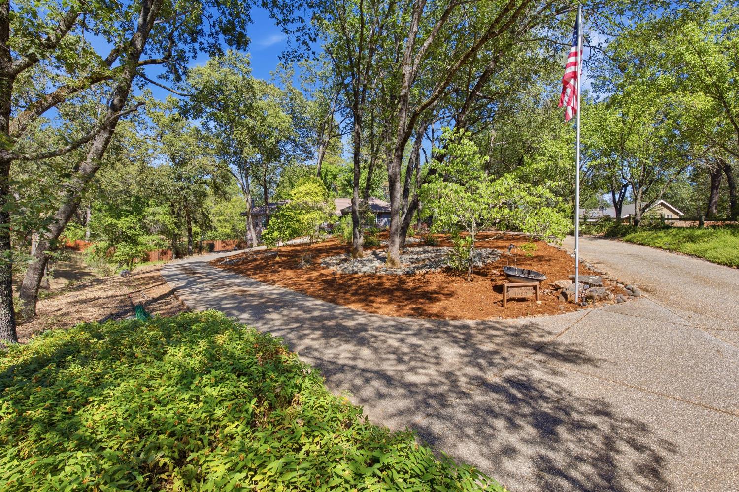 1080 Squirrel Creek Place