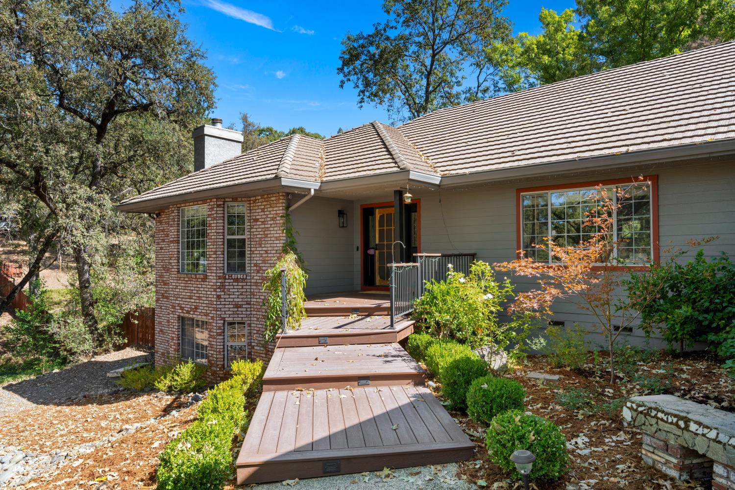 1080 Squirrel Creek Place
