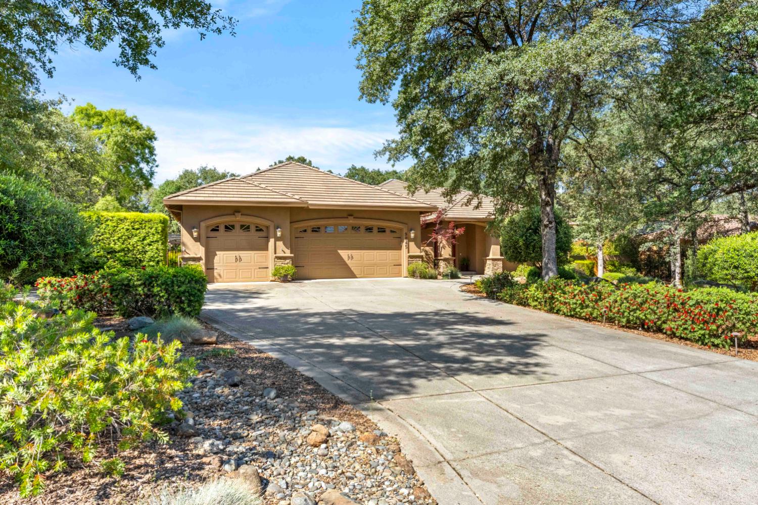 9845 Spyglass Circle
