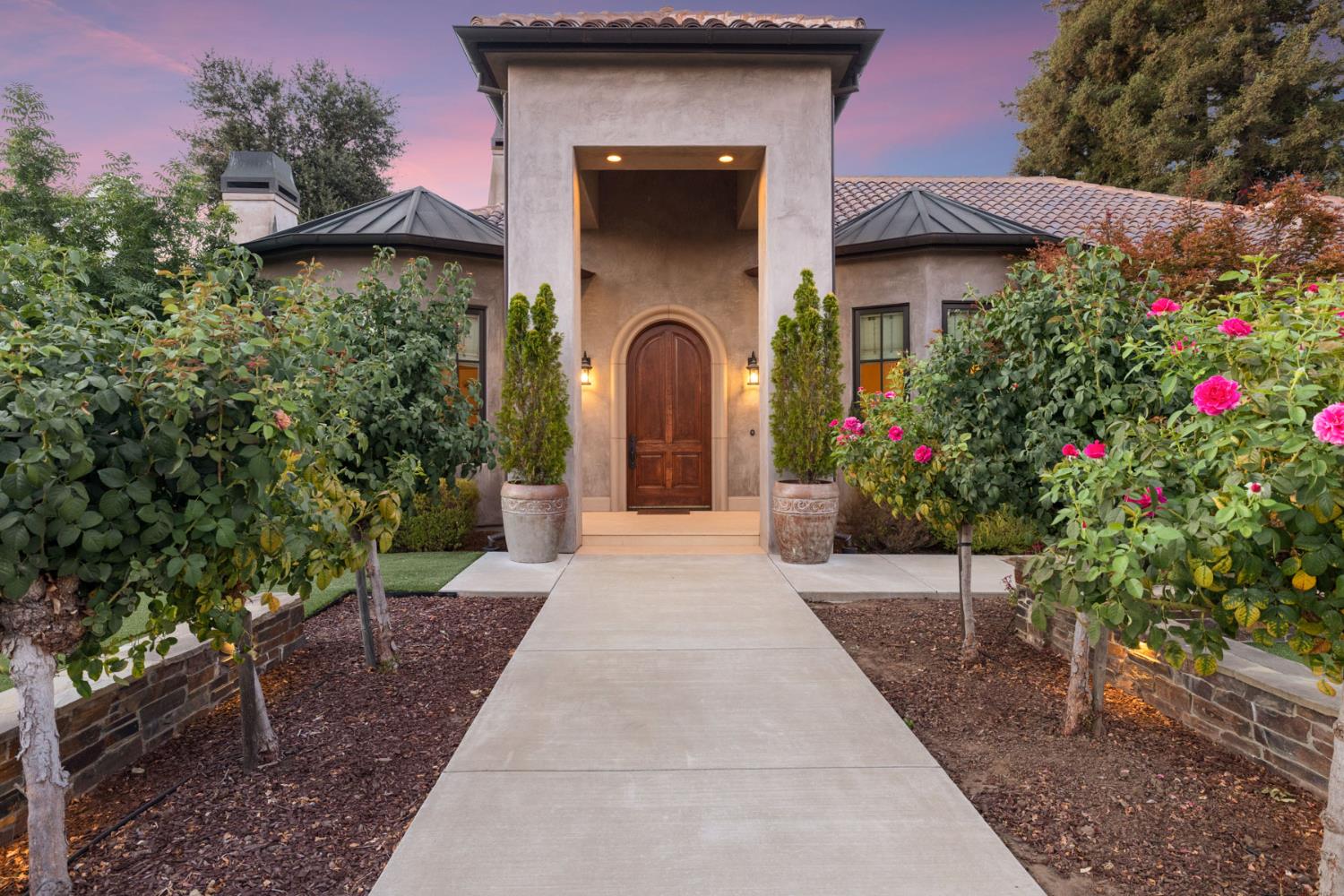 13913 Bluff Drive